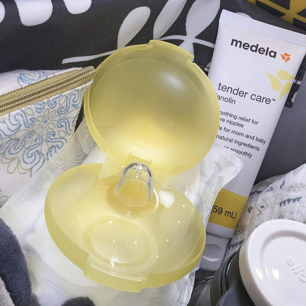 Накладки для кормления Medela Contact Nipple Shield Medium 20 mm (2 шт)